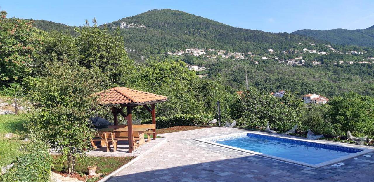 Apartment Opatija 로브란 외부 사진
