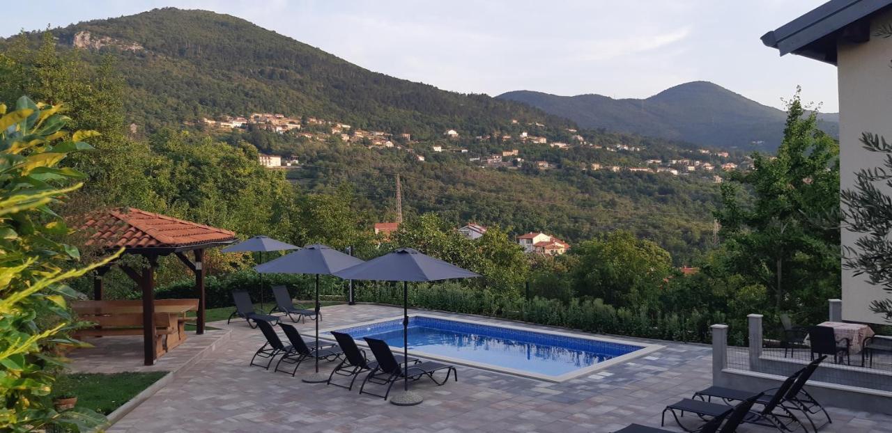 Apartment Opatija 로브란 외부 사진