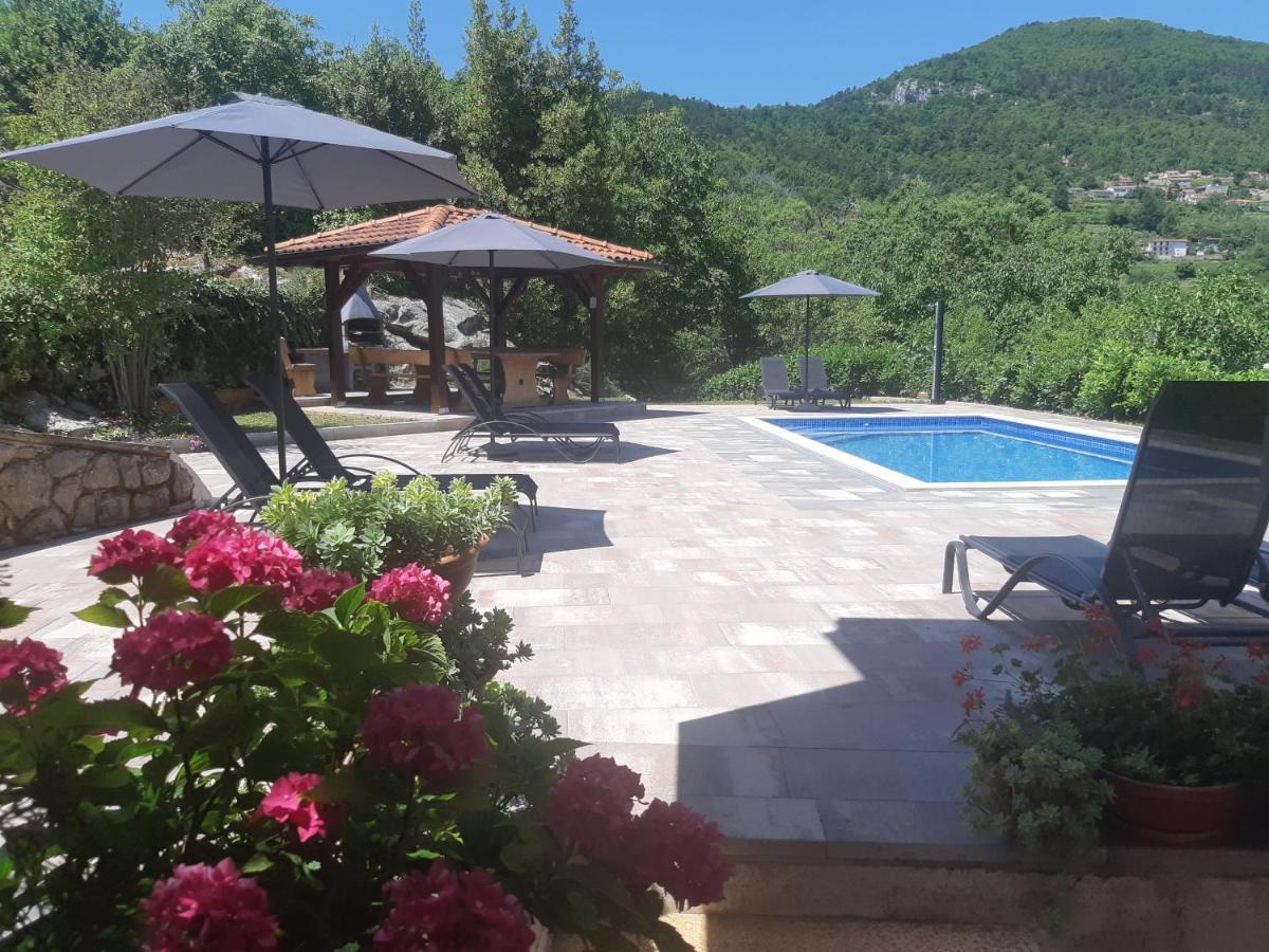 Apartment Opatija 로브란 외부 사진