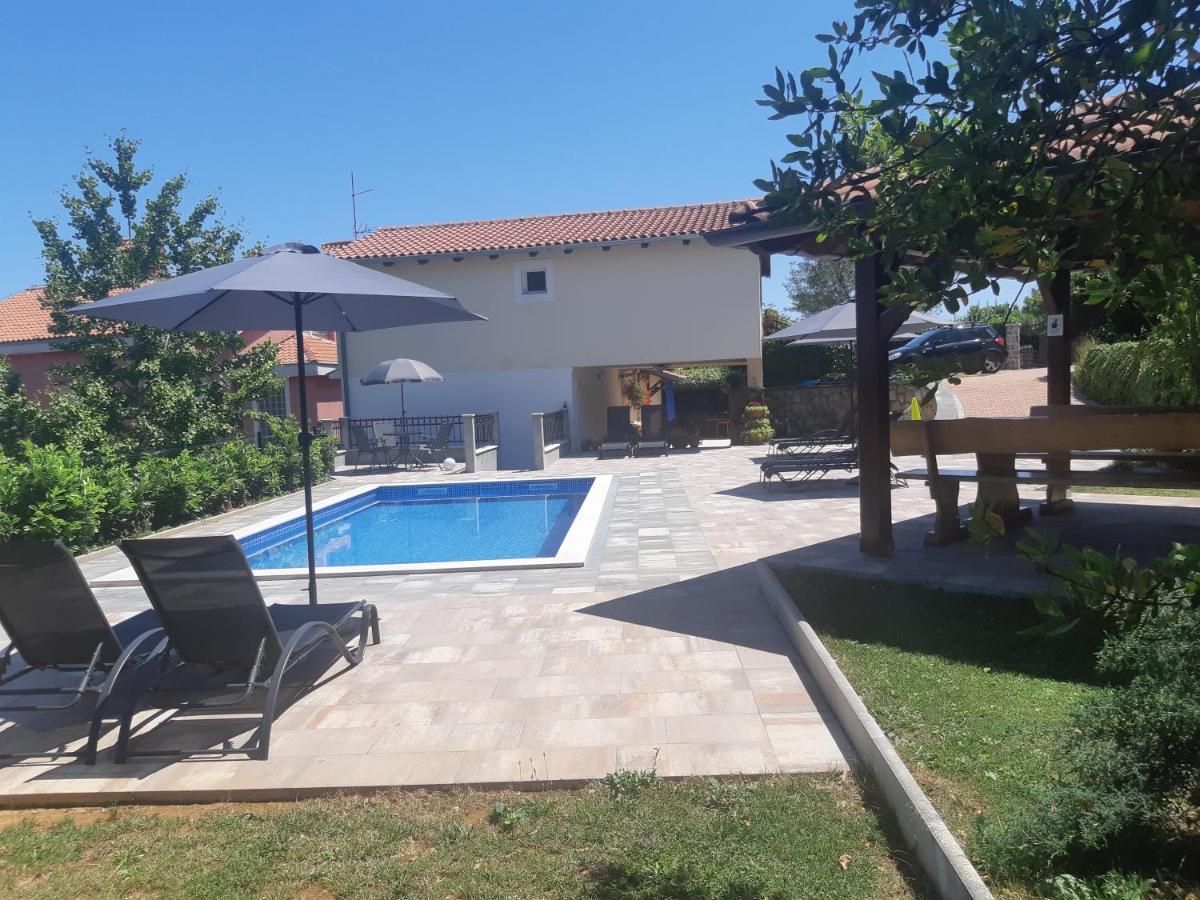 Apartment Opatija 로브란 외부 사진
